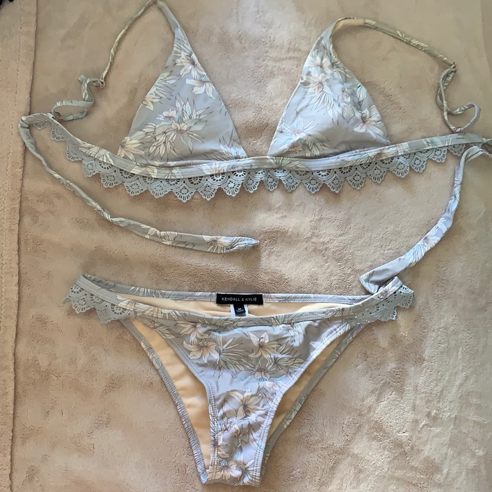 Kendall and Kylie Bathing suit